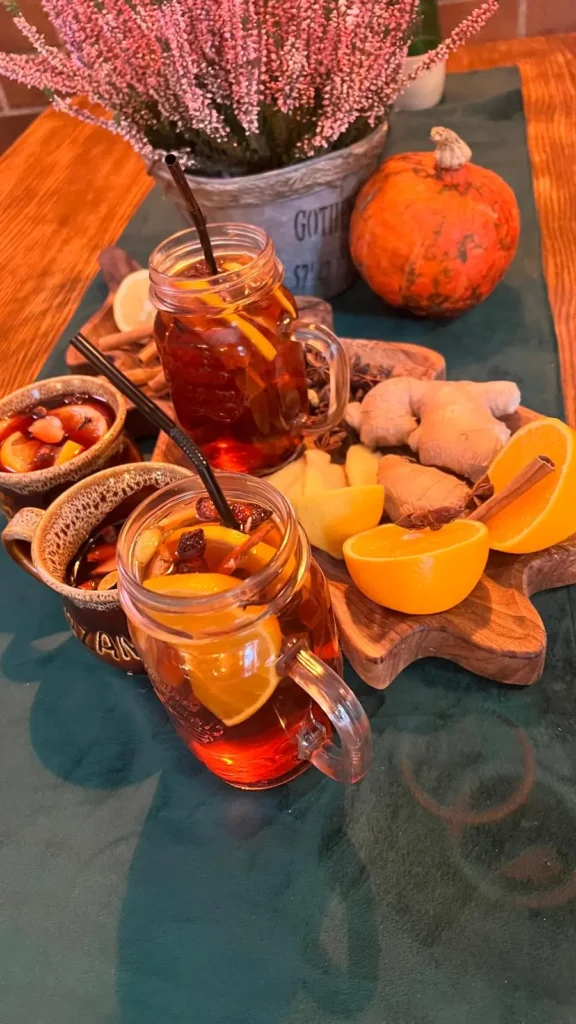 Grzany napój z pomarańczą i przyprawami – rozgrzewający napój